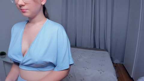 Media: mysweet_kiss Chaturbate 2023-10-21 03:27:00