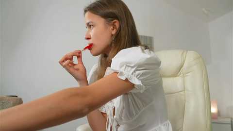 Media: eli_sun Chaturbate 2023-10-22 20:42:00