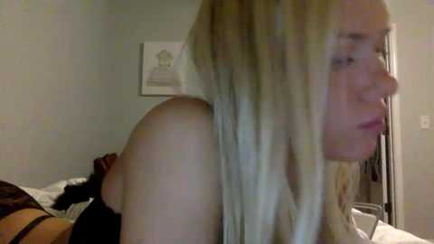 seraphinamonroe @ chaturbate on 20231023