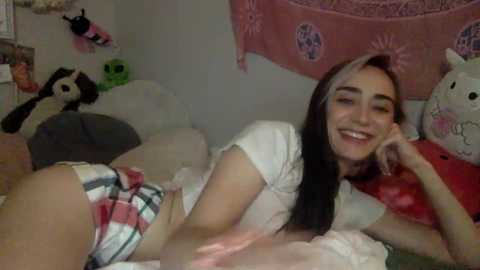 emmachance @ chaturbate on 20231024