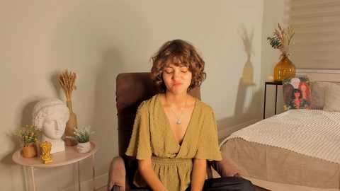 Media: lenaelisabeth Chaturbate 2023-10-24 17:41:00