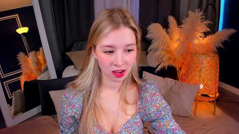 Media: milablush Chaturbate 2023-10-24 11:38:00
