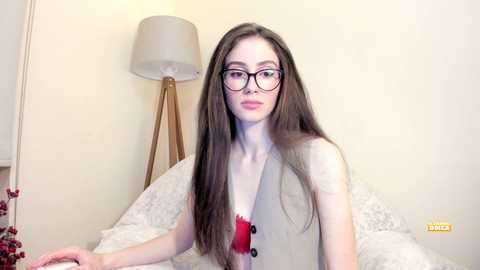 Media: snowww_white Chaturbate 2023-10-24 15:38:00