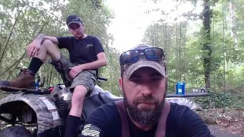 Media: hardworkertn Chaturbate 2023-10-25 17:46:00