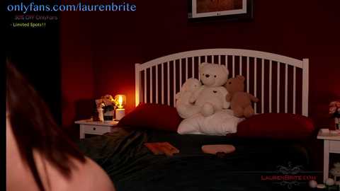 Media: laurenbrite Chaturbate 2023-10-25 00:19:00
