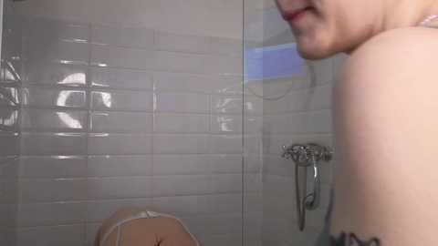 Media: my_mia_ Chaturbate 2023-10-25 11:27:00