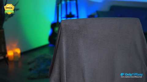 Media: tiffanyriox Chaturbate 2023-10-25 02:04:00