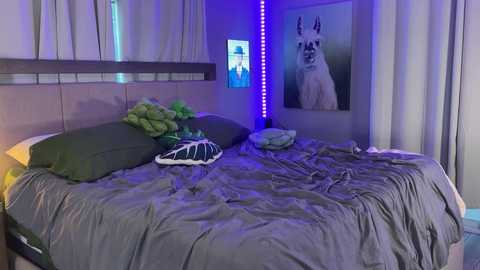 Media: twinkzz101 Chaturbate 2023-10-25 00:32:00