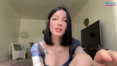 Media: evelynforever Chaturbate 2023-10-26 20:16:00