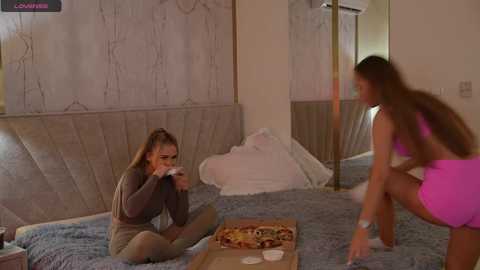 Media: kira0541 Chaturbate 2023-10-26 16:52:00