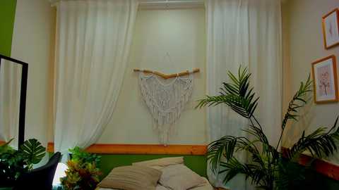 Media: milablush Chaturbate 2023-10-26 13:48:00