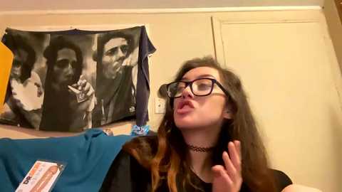 celestialmoon22 @ chaturbate on 20231027