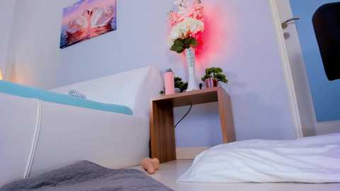 Media: kittycaitlin Chaturbate 2023-10-27 06:57:00