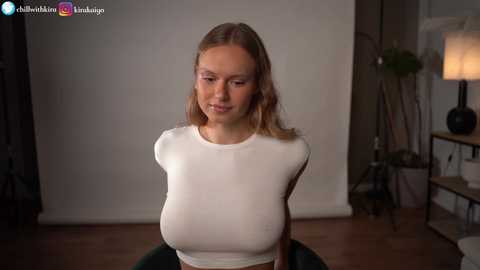 Media: chillwithkira Chaturbate 2023-10-28 19:52:00