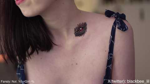 Media: _blackbee_ Chaturbate 2023-10-29 21:32:00