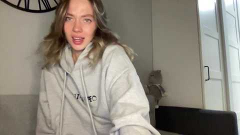 Media: angel_from_sky Chaturbate 2023-10-29 12:04:00