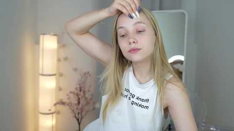 Media: appr0ved Chaturbate 2023-10-29 08:01:00
