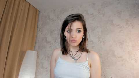 emiliacourtney @ chaturbate on 20231029