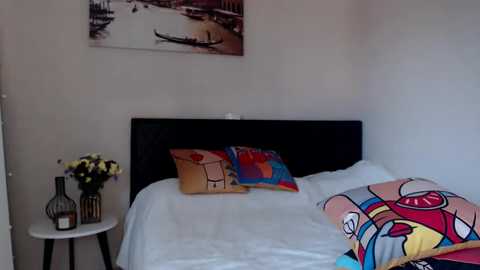Media: hugetittiesgerda Chaturbate 2023-10-29 12:38:00
