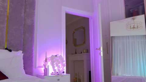 Media: miladystarlight Chaturbate 2023-10-29 07:46:00