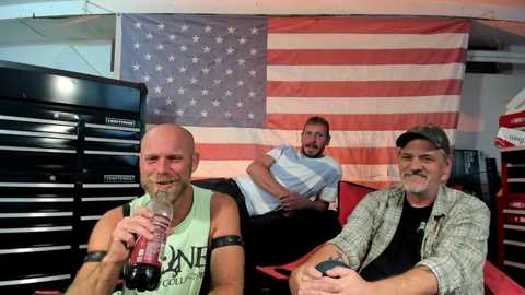 Media: hardworkertn Chaturbate 2023-10-30 01:38:00