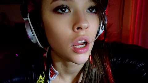 Media: _demi_dee_ Chaturbate 2023-10-31 00:24:00