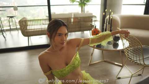Media: honeyco57 Chaturbate 2023-10-31 17:20:00