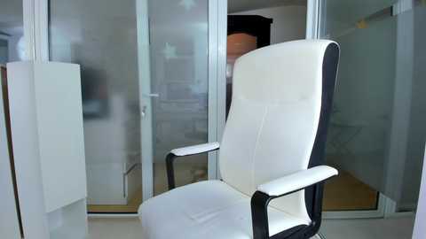 Media: ingridblondy94 Chaturbate 2023-10-31 09:37:00