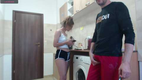 Media: maya_and_guests Chaturbate 2023-10-31 06:57:00
