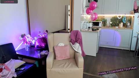 Media: sweetteets24 Chaturbate 2023-10-31 08:42:00