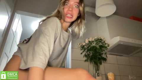 Media: angel_from_sky Chaturbate 2023-11-01 11:49:00