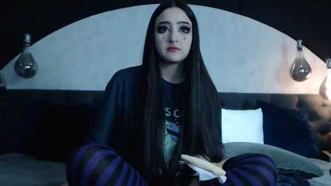 Media: charlotte_germanotta_ Chaturbate 2023-11-02 17:36:00