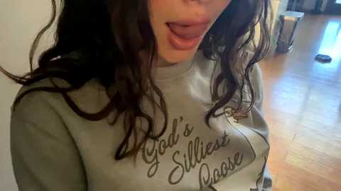 Media: emersoncane Chaturbate 2023-11-02 18:02:00