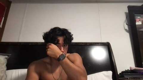 papabear2100 @ chaturbate on 20231102