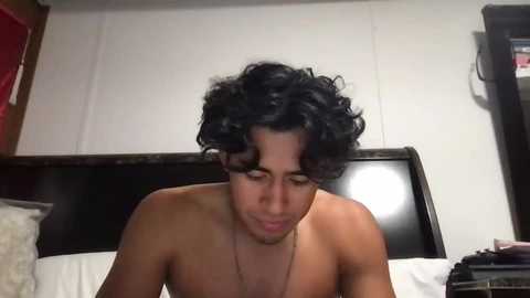 papabear2100 @ chaturbate on 20231102