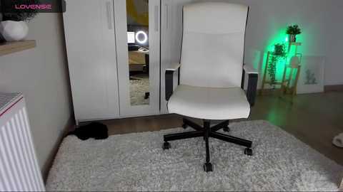 Media: roxy_blue_eyed_ Chaturbate 2023-11-02 14:17:00