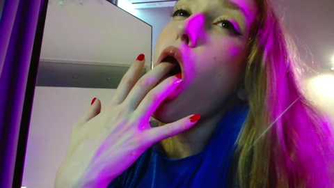 Media: _meganmeow_ Chaturbate 2023-11-03 04:12:00