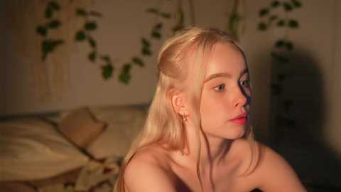 Media: mother__of__dragons Chaturbate 2023-11-03 00:10:00