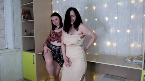 Media: renae_tom Chaturbate 2023-11-03 16:29:00