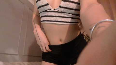 Media: sarasuo Chaturbate 2023-11-03 12:12:00