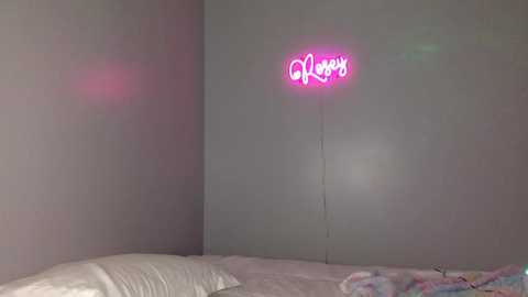 Media: sunshinedarling1 Chaturbate 2023-11-03 05:25:00