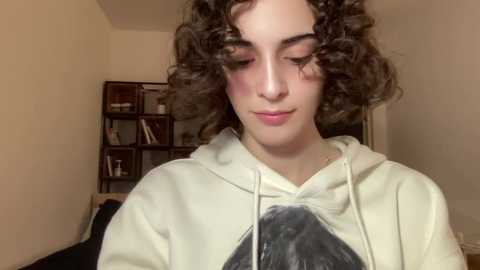 Media: wonderland_stia Chaturbate 2023-11-03 14:16:00