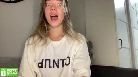 Media: angel_from_sky Chaturbate 2023-11-04 11:11:00