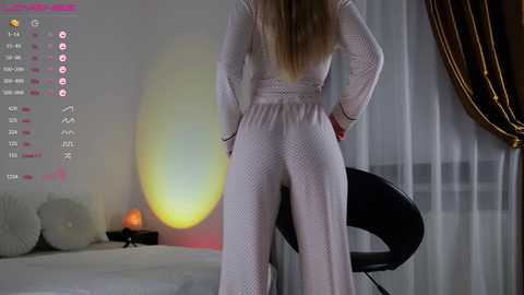 Media: fit___girl Chaturbate 2023-11-04 18:48:00