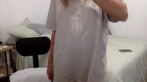 Media: littlemaryjane19 Chaturbate 2023-11-04 03:04:00