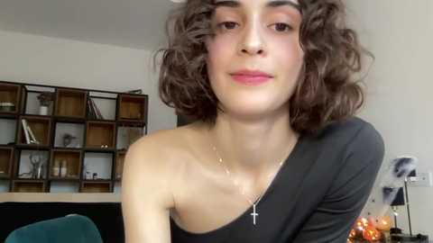 Media: wonderland_stia Chaturbate 2023-11-04 09:10:00