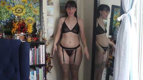 Media: ellynaomi Chaturbate 2023-11-05 15:52:00