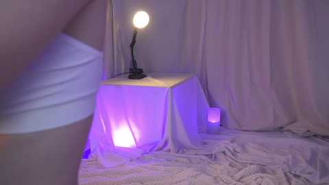 Media: kateuwugirl Chaturbate 2023-11-05 12:09:00