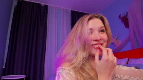 Media: milablush Chaturbate 2023-11-05 22:01:00