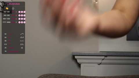 Media: wine_on_lips Chaturbate 2023-11-05 12:23:00